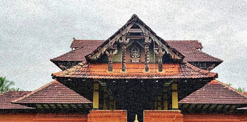 ಮಗಳು ಅಂತರ್ಜಾತಿ ವಿವಾಹವಾದಳೆಂದು ತಂದೆಯನ್ನು ಕೆಲಸದಿಂದ ಅಮಾನತುಗೊಳಿಸಿದ ದೇವಸ್ಥಾನ ಸಮಿತಿ!