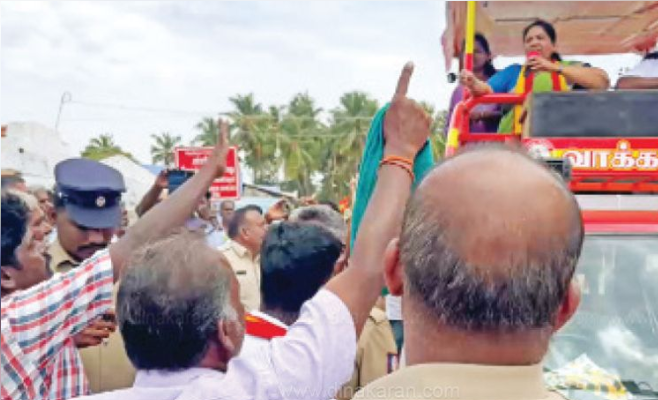 ‘எங்களிடம் ஓட்டு கேட்டு வரவேண்டாம்’ தாராபுரம் தவெக வேட்பாளரை விரட்டியடித்த மக்கள், விவசாயிகள்: ‘துரோகியே ஓடிப்போ’ என கோஷம் எழுப்பியதால் பரபரப்பு